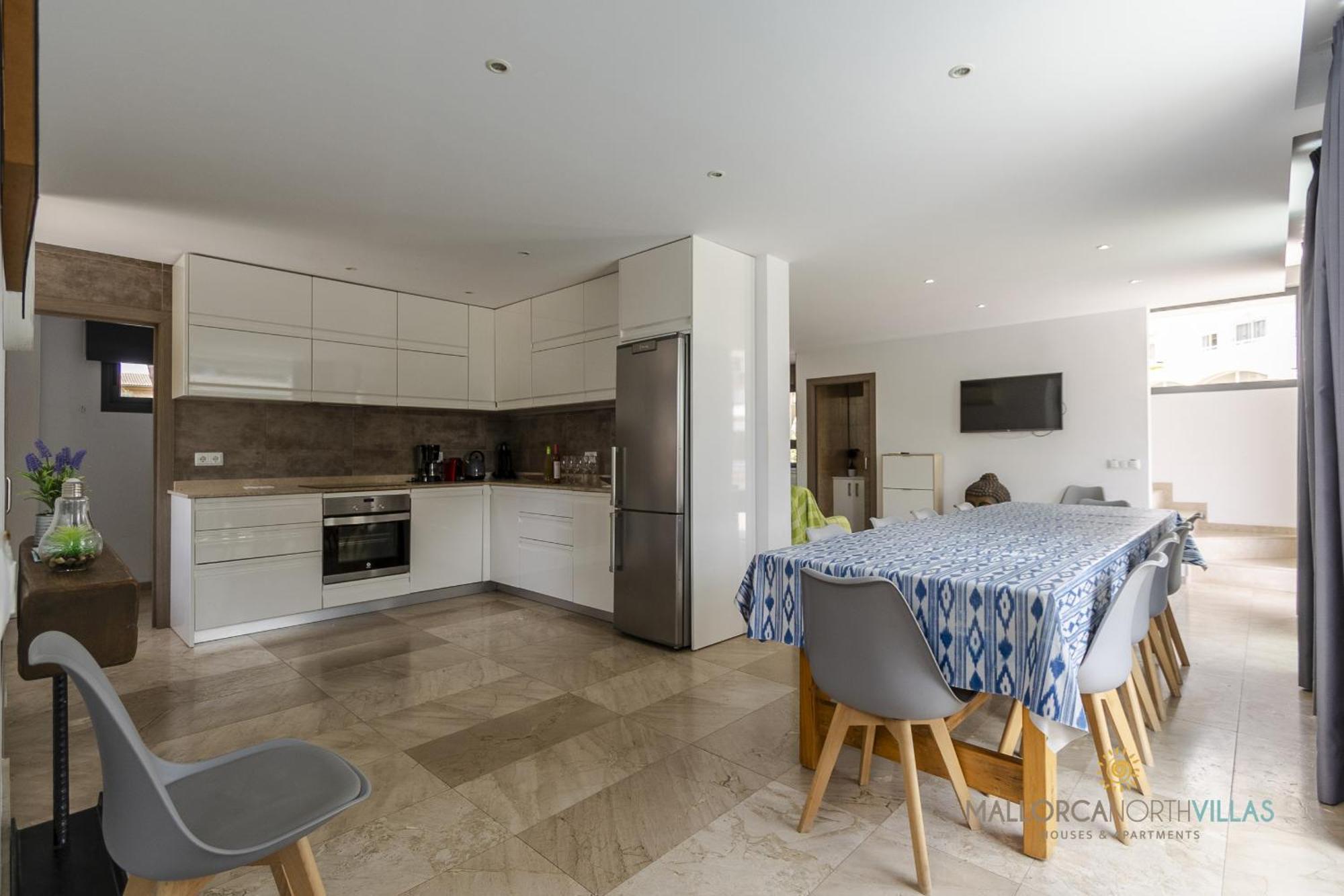 Iola Moderna Casa En 12 Ferienhaus *