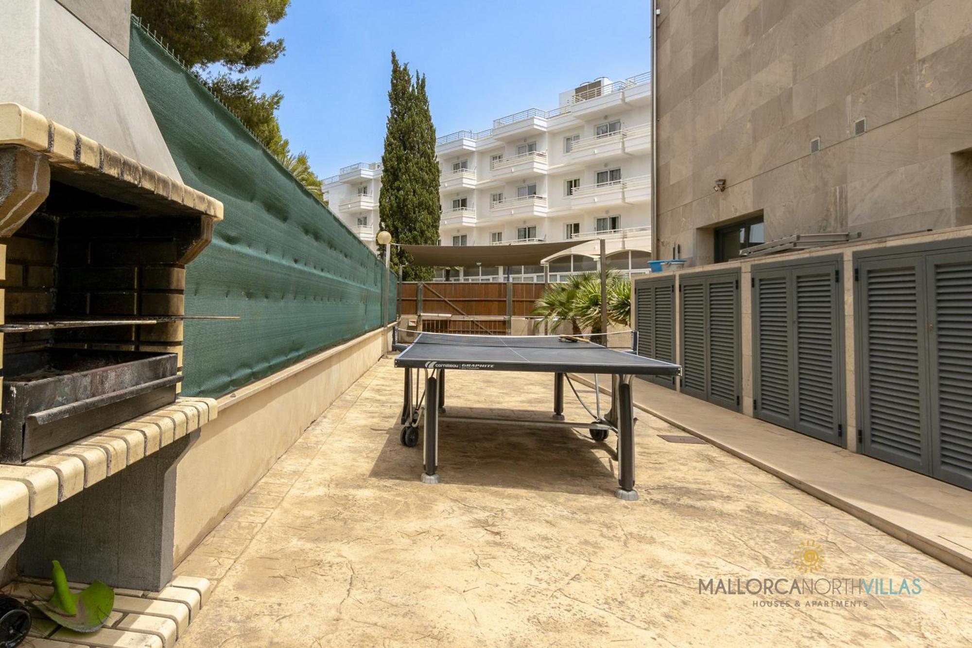 Iola Moderna Casa En 12 Ferienhaus *