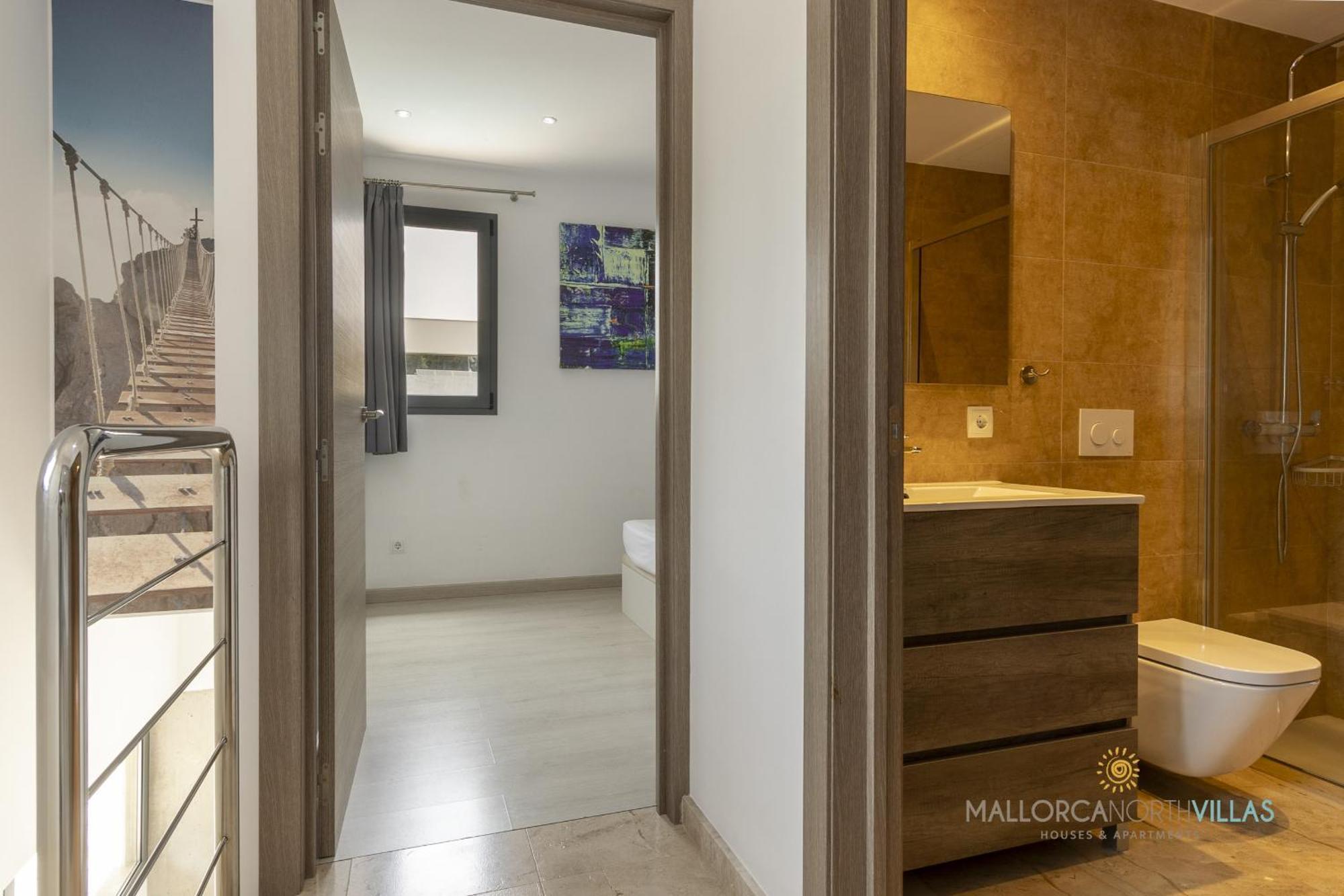 Iola Moderna Casa En 12 *
