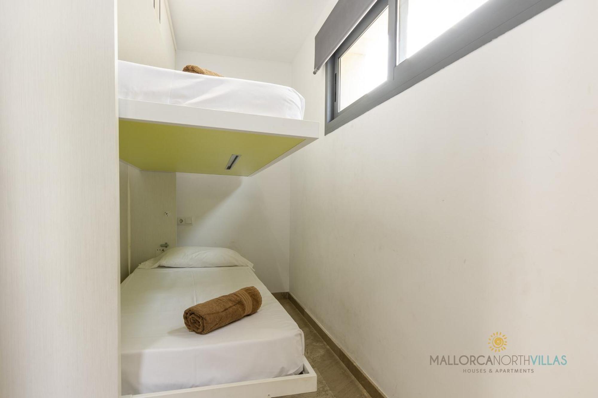 Iola Moderna Casa En 12