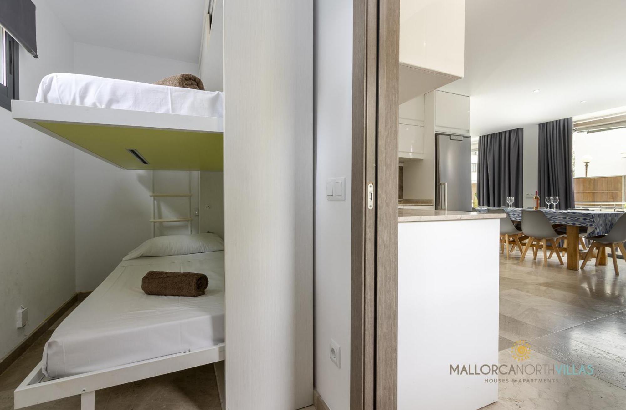 Iola Moderna Casa En 12 Ferienhaus
